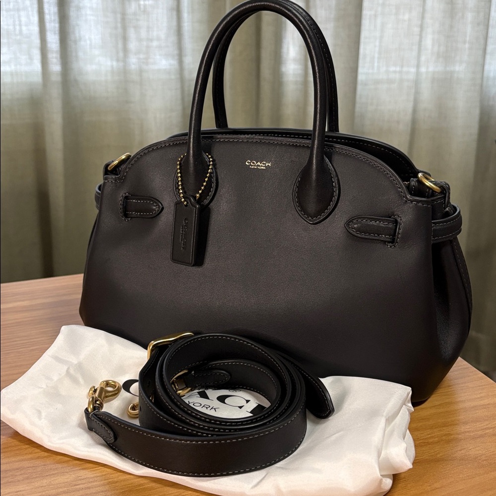 Coach Empire Carryall 26